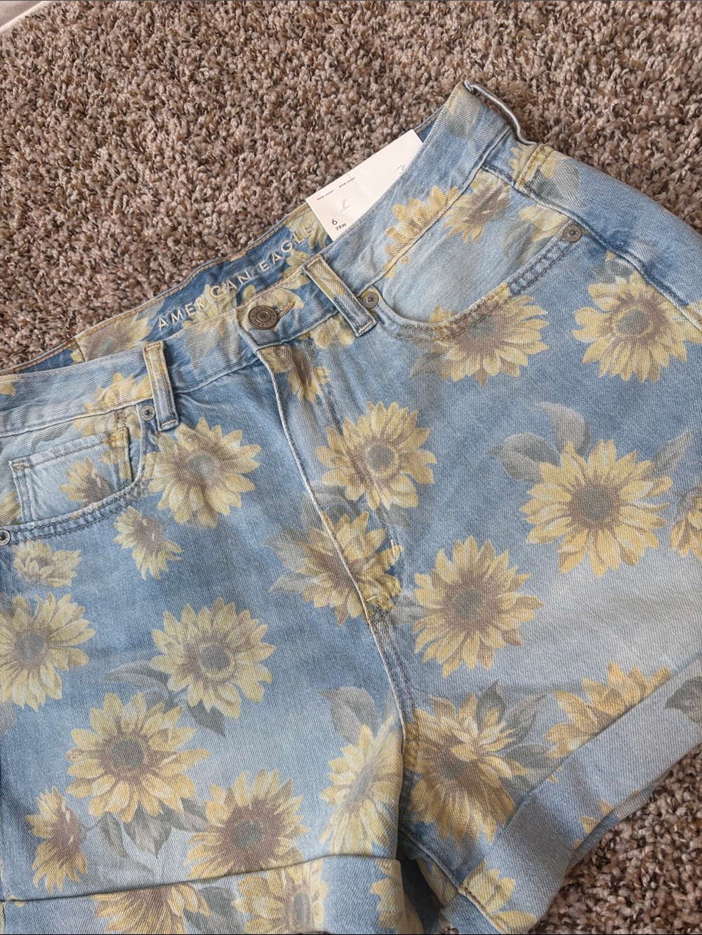 ✨NWT~ AE 🦅 Sunflower 🌻 Mom Shorts✨ - Picture 3 of 5